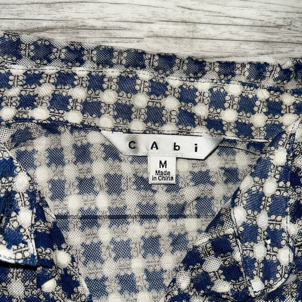 Cabi Blue Sheer Button Up Top Size M - Picture 2 of 2
